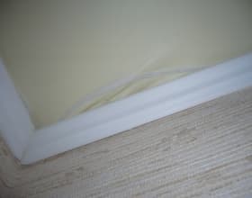 Все про ремонт натяжного потолка